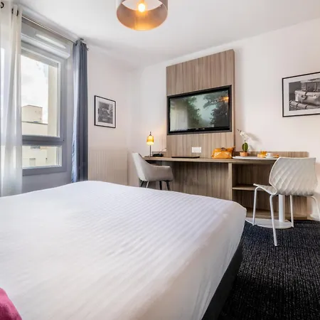 Nemea Grand Coeur Centre מלון דירות 4*