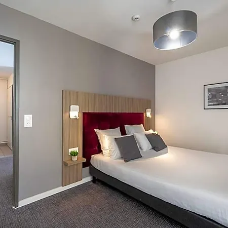 Nemea Grand Coeur Centre 4* נאנסי